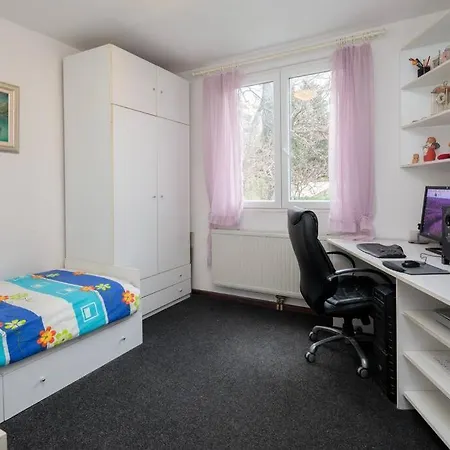 Close To Znjan Beach, Comfortable Apt With Apartamento *